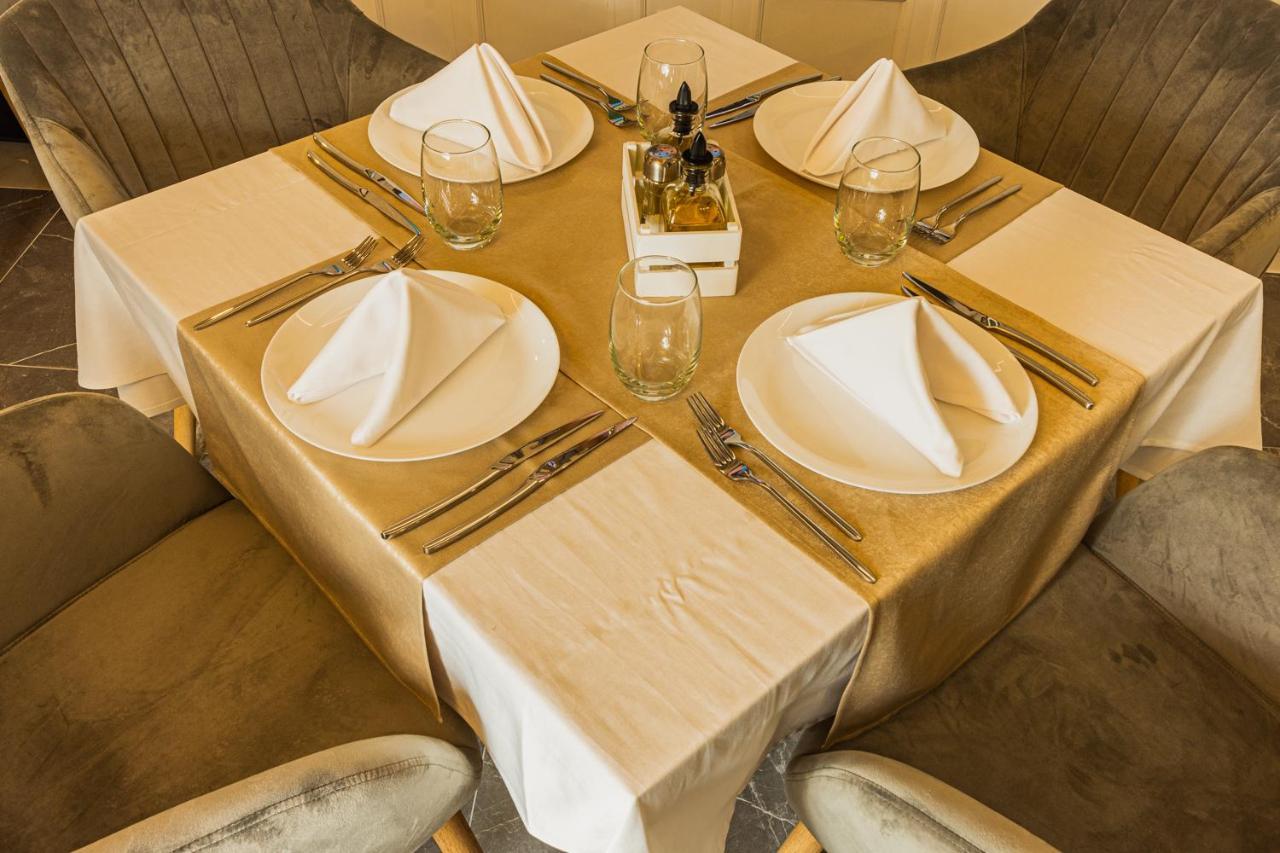 Vemara City Boutique Hotel-Free Parking Varna Extérieur photo