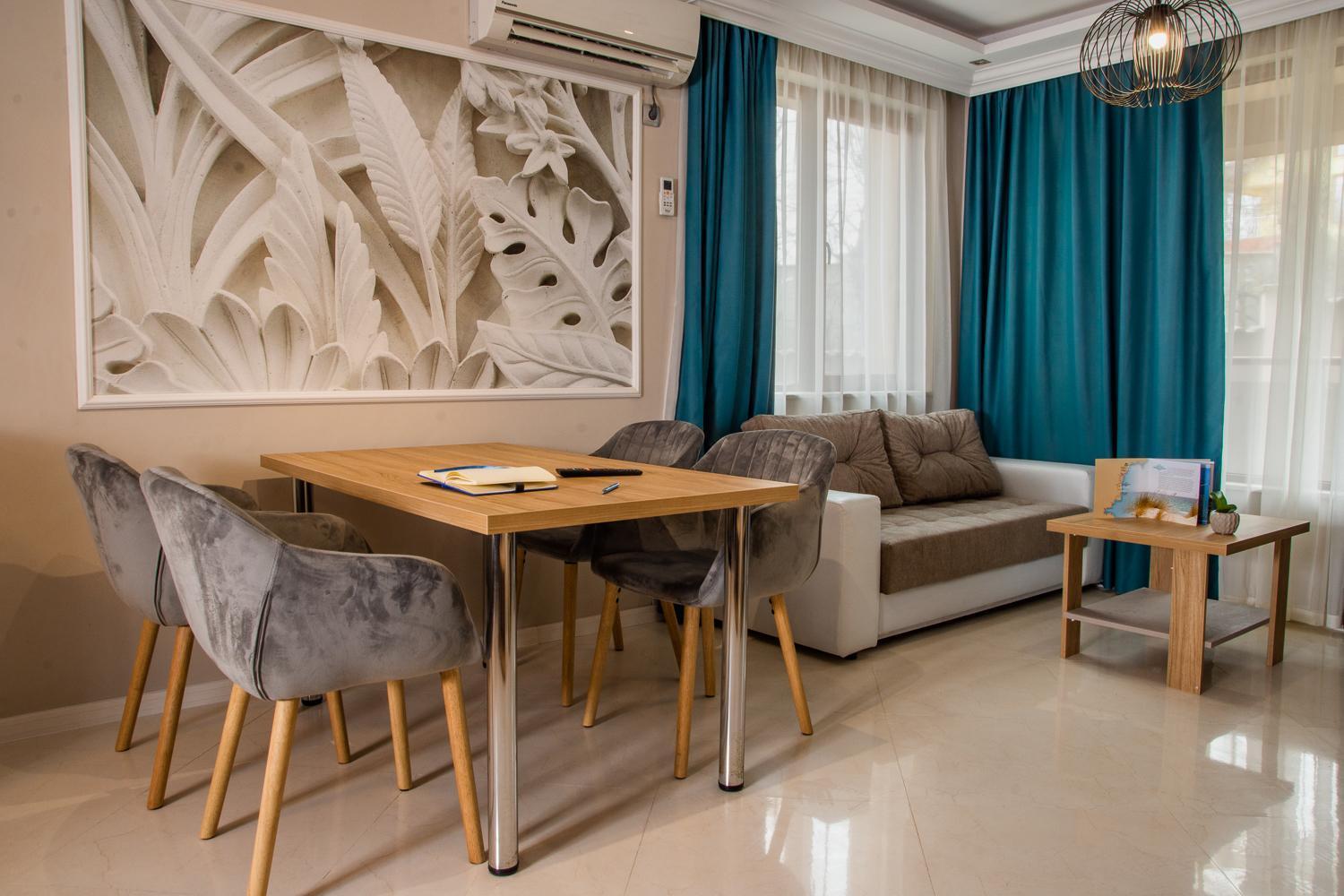 Vemara City Boutique Hotel-Free Parking Varna Extérieur photo